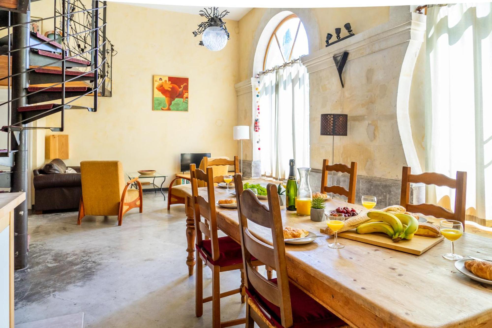 Ultimate Relaxation For Family Or Group At Renowned Couvent Des Ursulines, A Tranquil Escape In Historic Pezenas Villa Oda fotoğraf