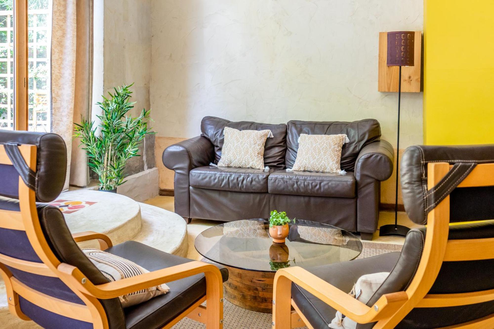 Ultimate Relaxation For Family Or Group At Renowned Couvent Des Ursulines, A Tranquil Escape In Historic Pezenas Villa Oda fotoğraf