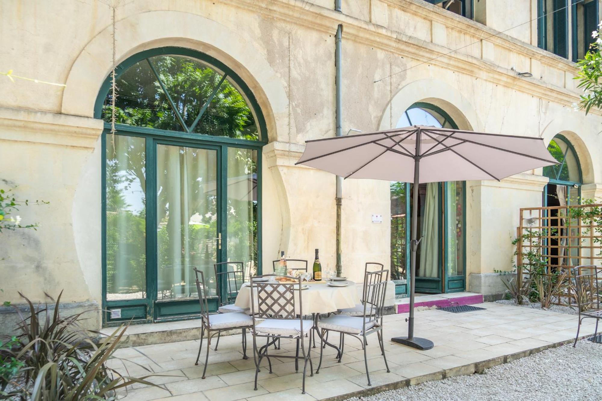 Ultimate Relaxation For Family Or Group At Renowned Couvent Des Ursulines, A Tranquil Escape In Historic Pezenas Villa Oda fotoğraf