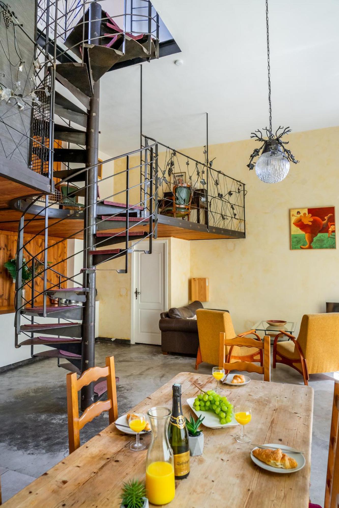 Ultimate Relaxation For Family Or Group At Renowned Couvent Des Ursulines, A Tranquil Escape In Historic Pezenas Villa Oda fotoğraf