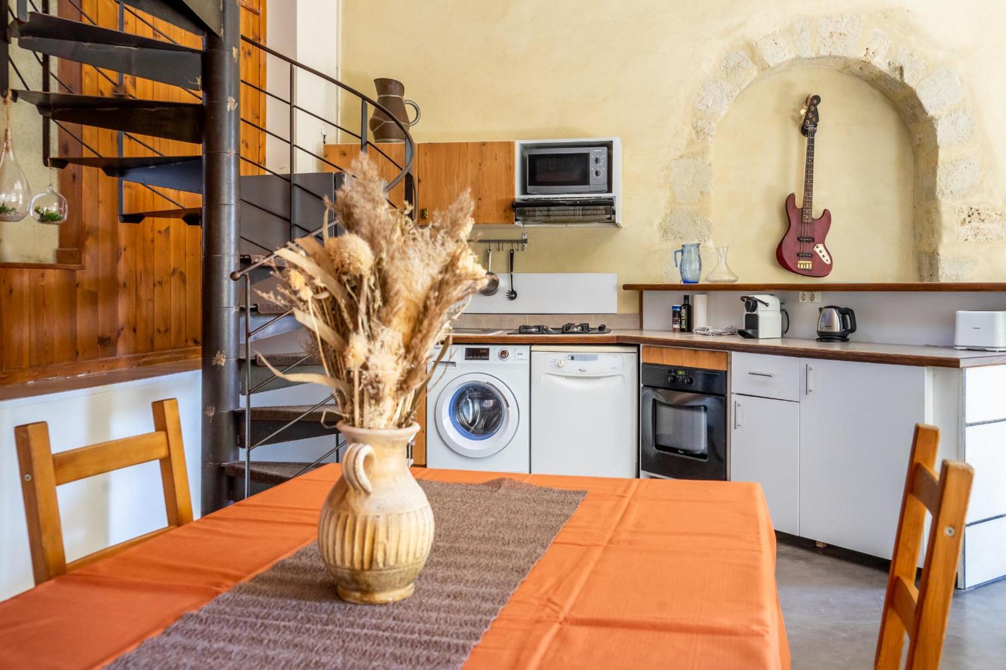 Ultimate Relaxation For Family Or Group At Renowned Couvent Des Ursulines, A Tranquil Escape In Historic Pezenas Villa Oda fotoğraf